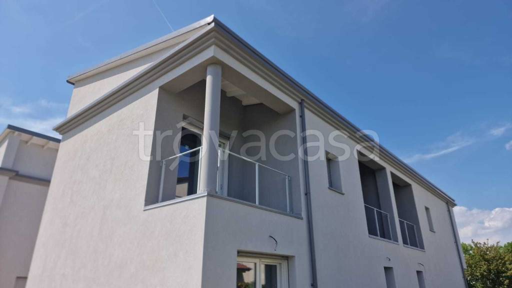 casa indipendente in vendita a Malalbergo in zona Altedo