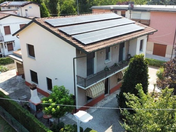 casa indipendente in vendita a Malalbergo
