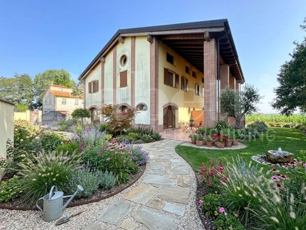casa indipendente in vendita a Malalbergo