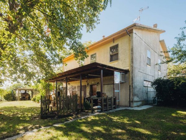 casa indipendente in vendita a Malalbergo