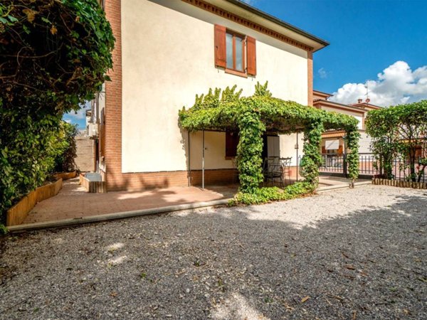 casa indipendente in vendita a Malalbergo in zona Altedo