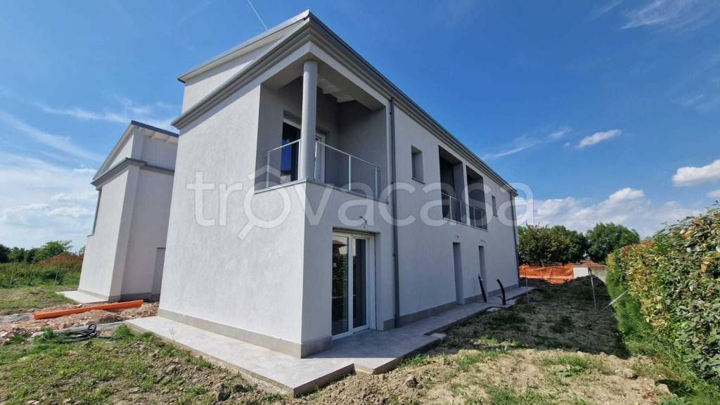 casa indipendente in vendita a Malalbergo in zona Pegola