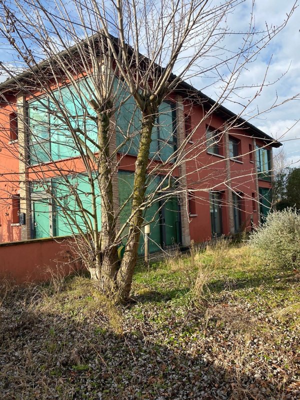 ufficio in vendita a Malalbergo in zona Altedo