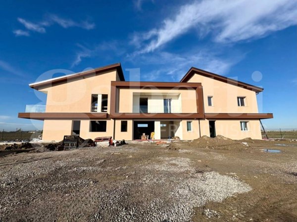 casa indipendente in vendita a Malalbergo in zona Altedo
