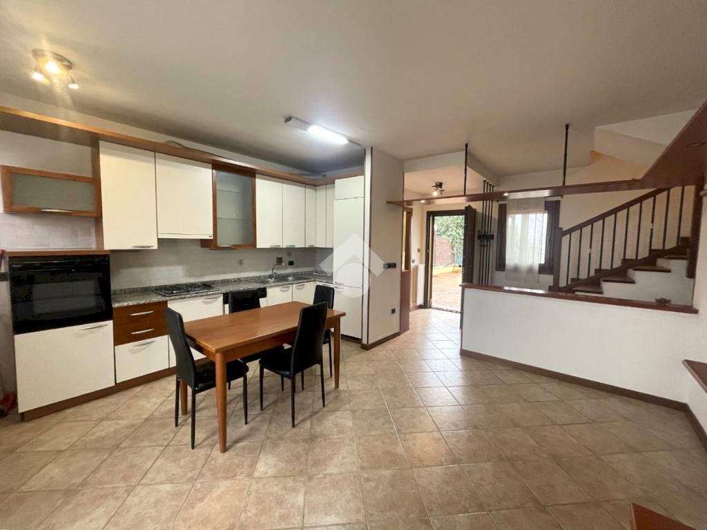 casa indipendente in vendita a Malalbergo in zona Altedo