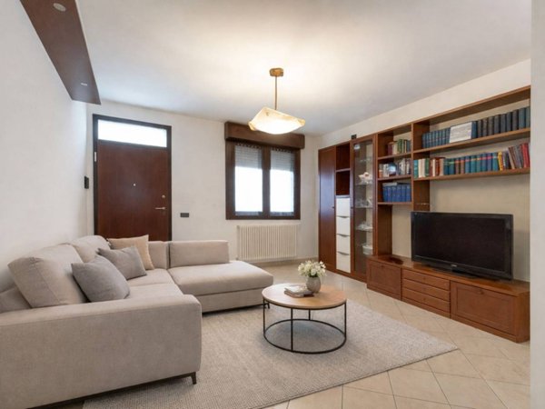 casa indipendente in vendita a Malalbergo in zona Altedo