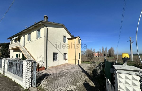 casa indipendente in vendita a Malalbergo in zona Altedo