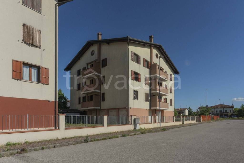 appartamento in vendita a Malalbergo in zona Altedo