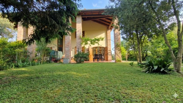 casa indipendente in vendita a Malalbergo
