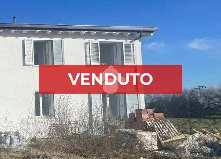 casa indipendente in vendita a Malalbergo in zona Altedo
