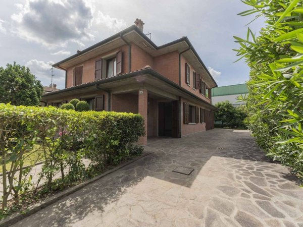 casa indipendente in vendita a Malalbergo in zona Altedo