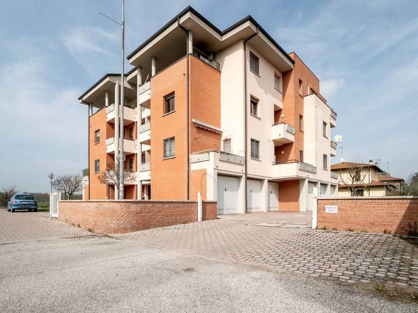 appartamento in vendita a Malalbergo in zona Casoni