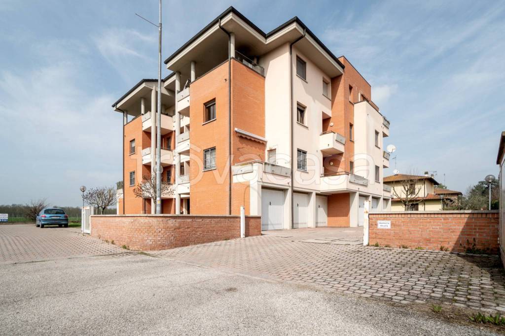appartamento in vendita a Malalbergo in zona Casoni