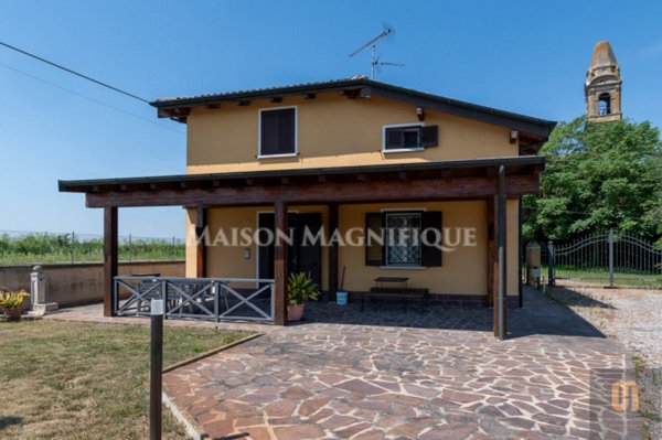 casa indipendente in vendita a Malalbergo