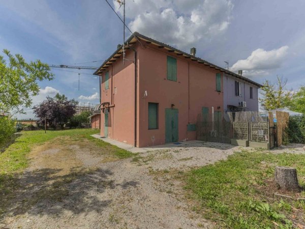casa indipendente in vendita a Malalbergo in zona Altedo