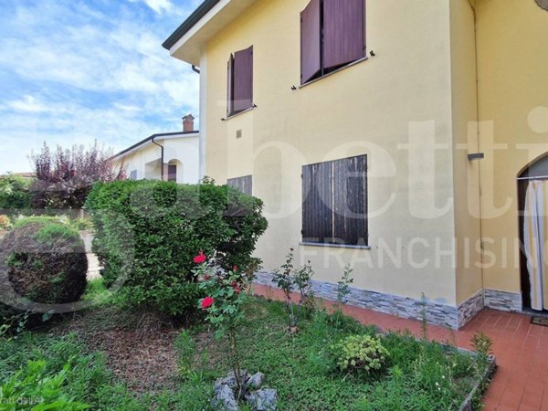appartamento in vendita a Malalbergo in zona Altedo
