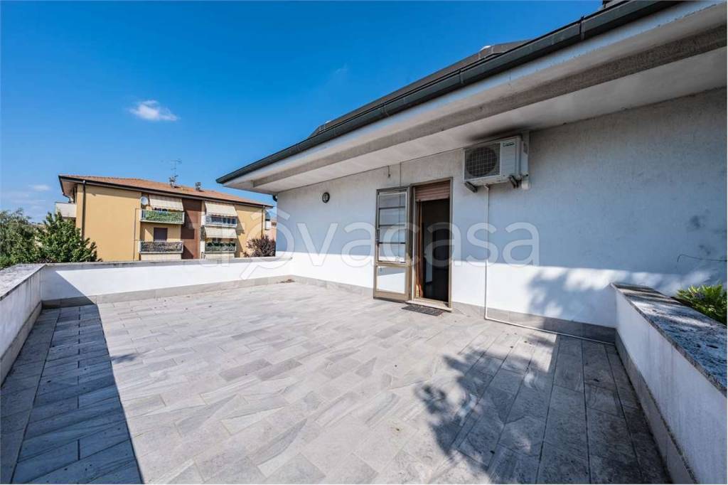 casa indipendente in vendita a Malalbergo in zona Altedo