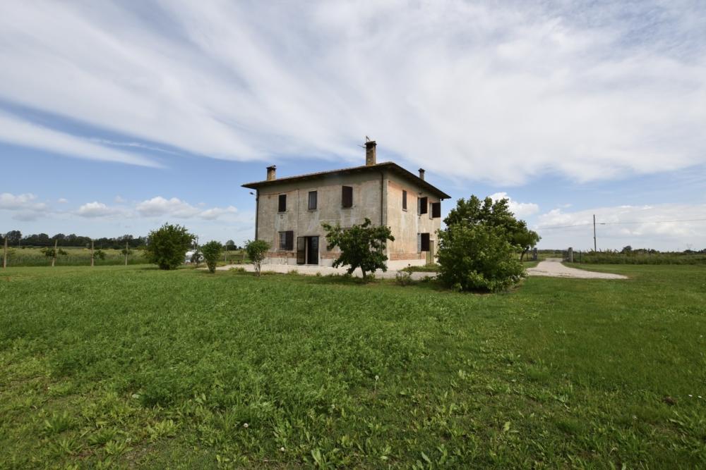 intera palazzina in vendita a Malalbergo