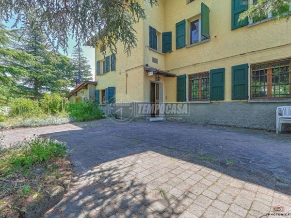 intera palazzina in vendita a Marzabotto in zona Luminasio