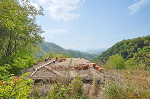 casa indipendente in vendita a Marzabotto in zona Medelana
