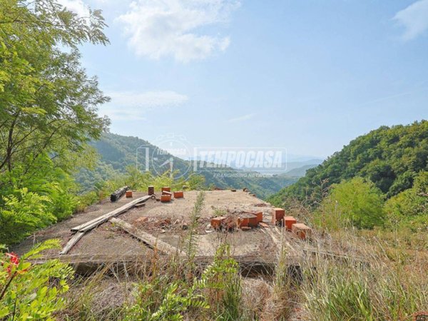 casale in vendita a Marzabotto in zona Medelana