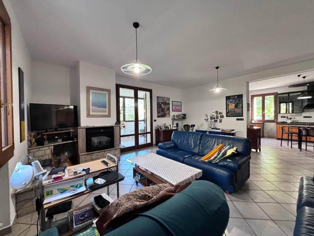 appartamento in vendita a Marzabotto in zona Pioppe