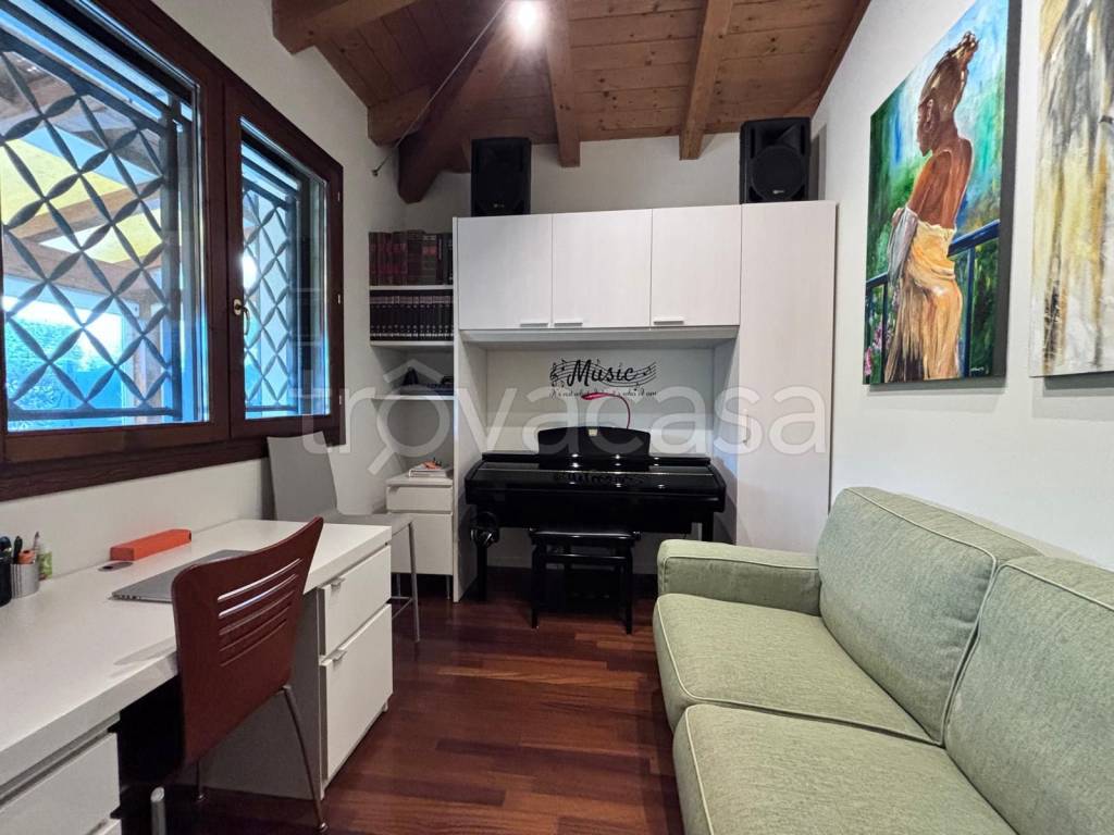 appartamento in vendita a Marzabotto in zona Pioppe