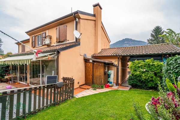 casa indipendente in vendita a Marzabotto in zona Sirano