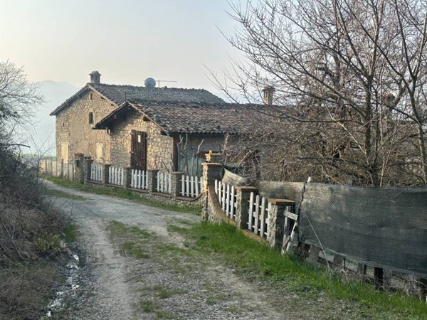 casa indipendente in vendita a Marzabotto
