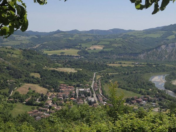 casa indipendente in vendita a Marzabotto in zona Pioppe