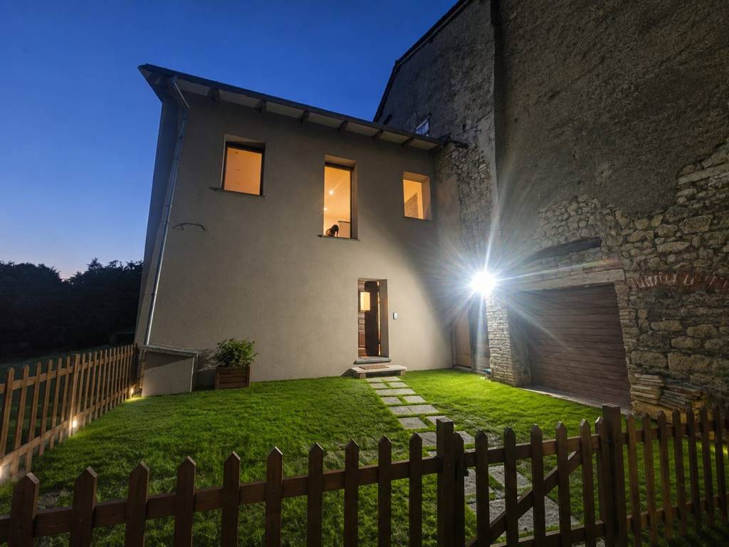 casa indipendente in vendita a Marzabotto