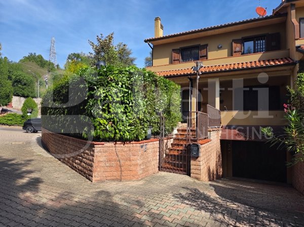 quadrivano in vendita a Marzabotto