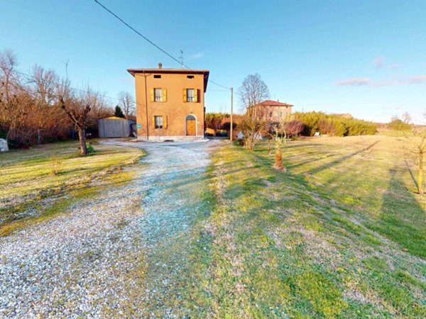 casa indipendente in vendita a Medicina