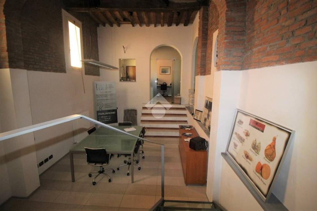 ufficio in vendita a Medicina