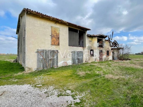 casale in vendita a Medicina
