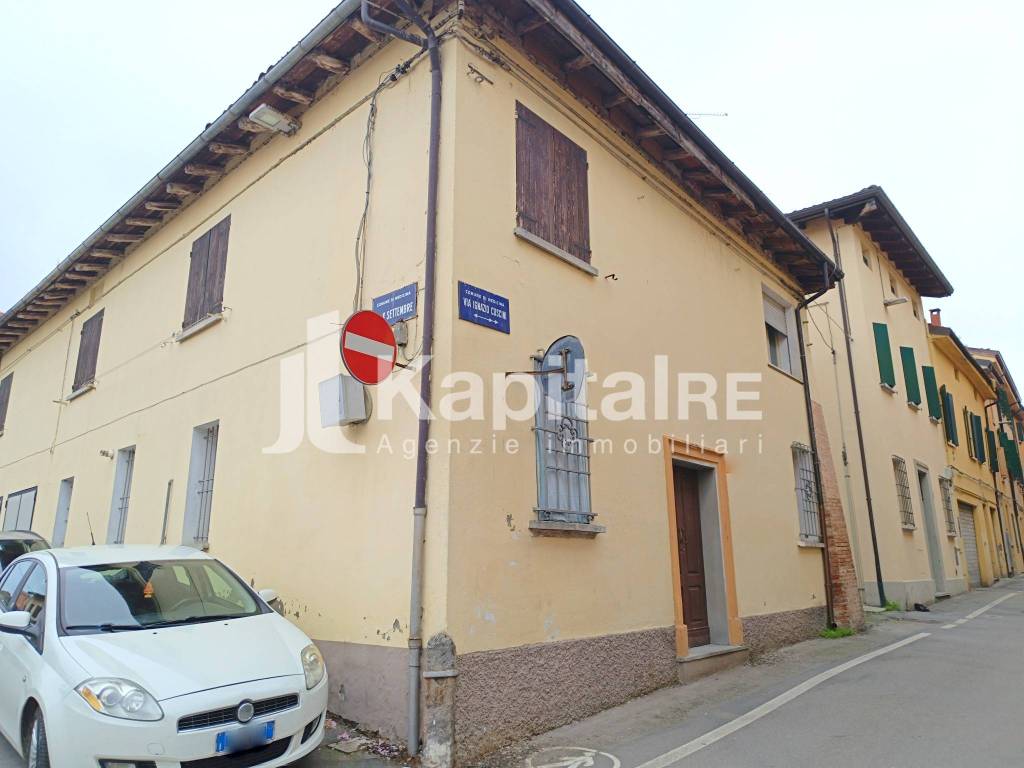 casa indipendente in vendita a Medicina