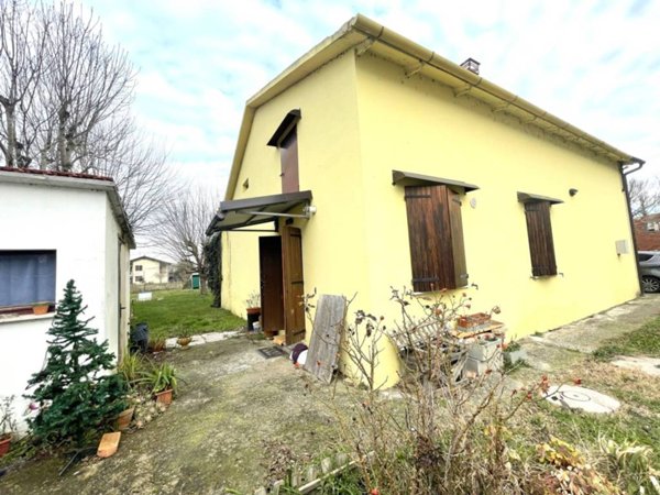 casa indipendente in vendita a Medicina