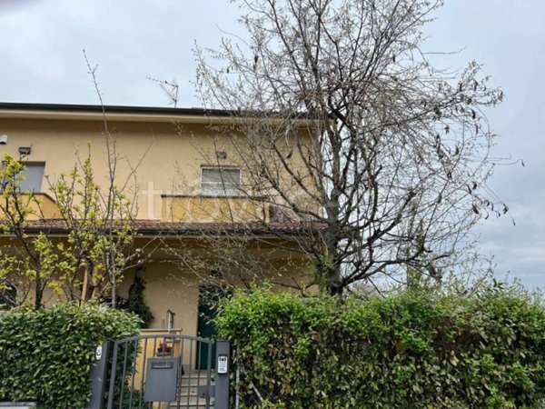 casa indipendente in vendita a Medicina