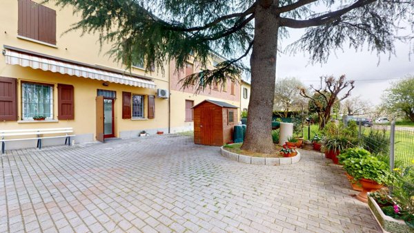 casa indipendente in vendita a Medicina