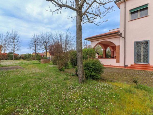 casa indipendente in vendita a Medicina