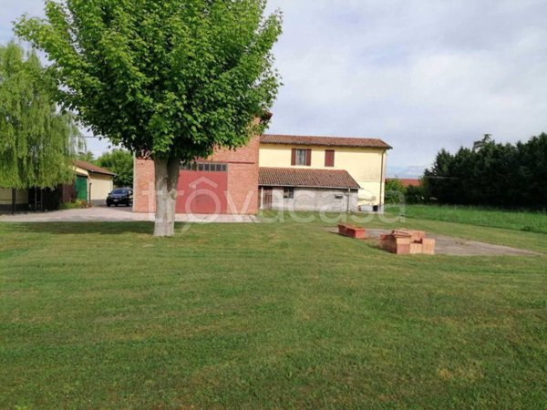 casa indipendente in vendita a Medicina