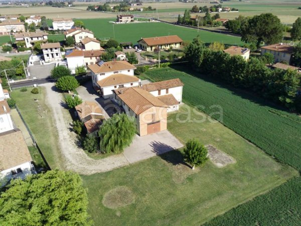 casa indipendente in vendita a Medicina