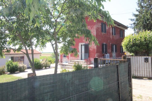 casa indipendente in vendita a Medicina