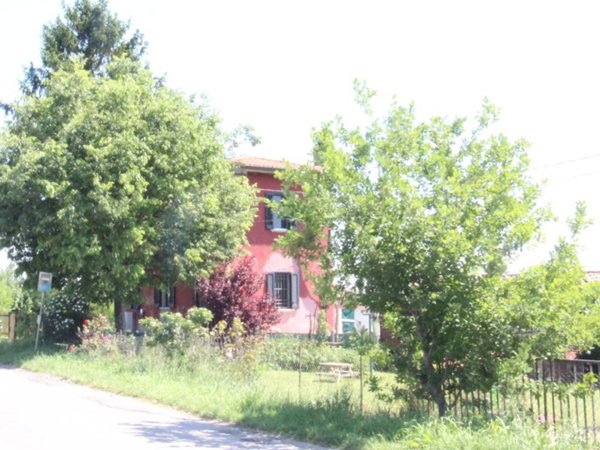 casa indipendente in vendita a Medicina