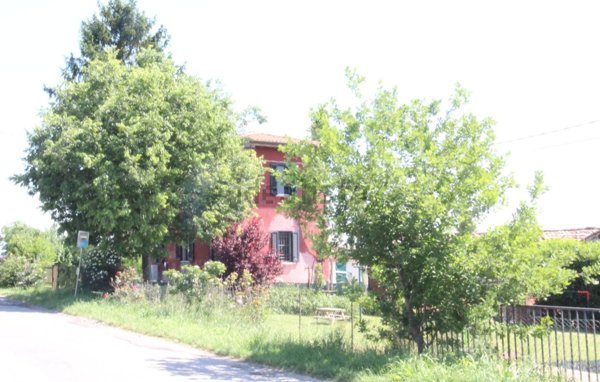 casa indipendente in vendita a Medicina