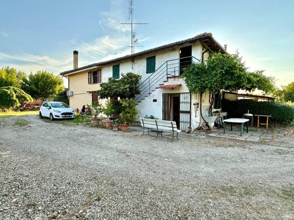 casa indipendente in vendita a Medicina