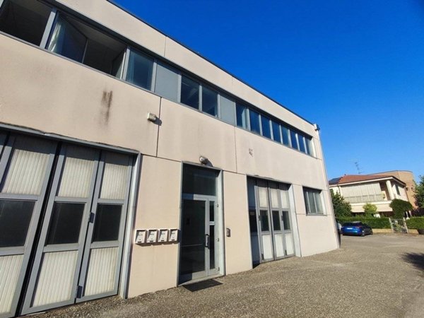 ufficio in vendita a Medicina