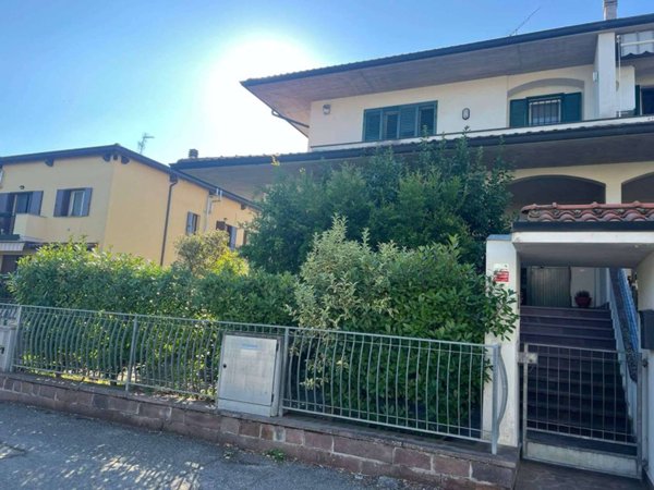 casa indipendente in vendita a Medicina