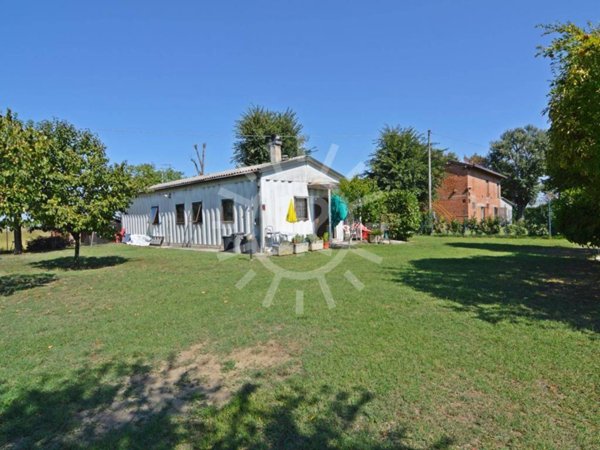 casa indipendente in vendita a Medicina