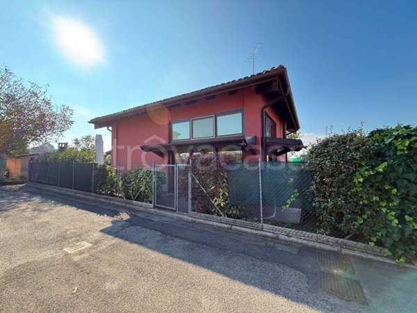 casa indipendente in vendita a Medicina